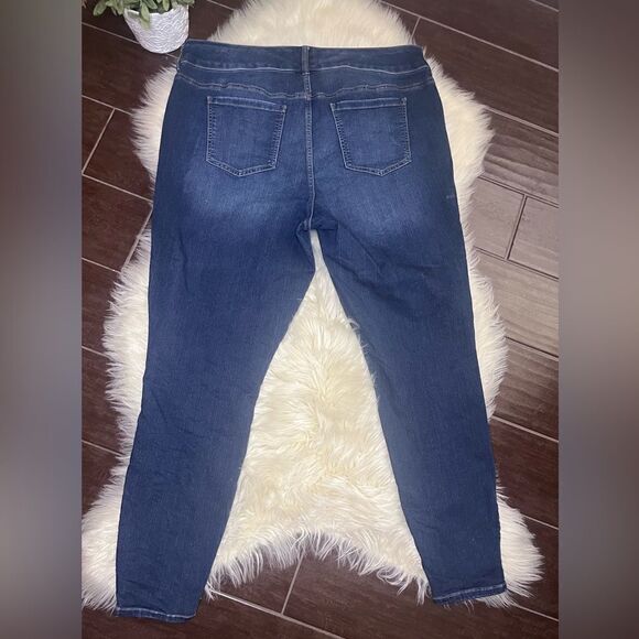 Torrid jeggings dark wash sz 22T - Picture 4 of 7